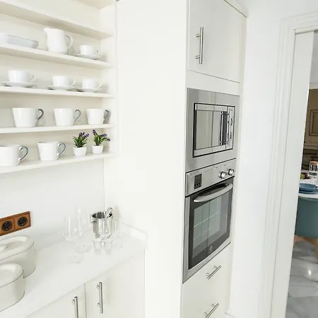 Apartment Gr Boutique Picasso *